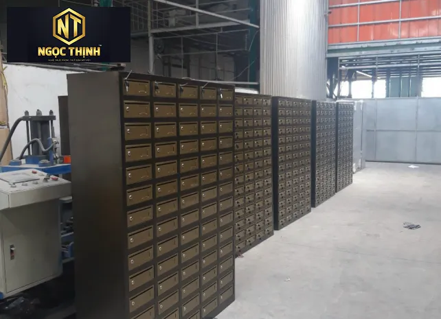 Tủ  locker  bằng sắt đựng thư 05